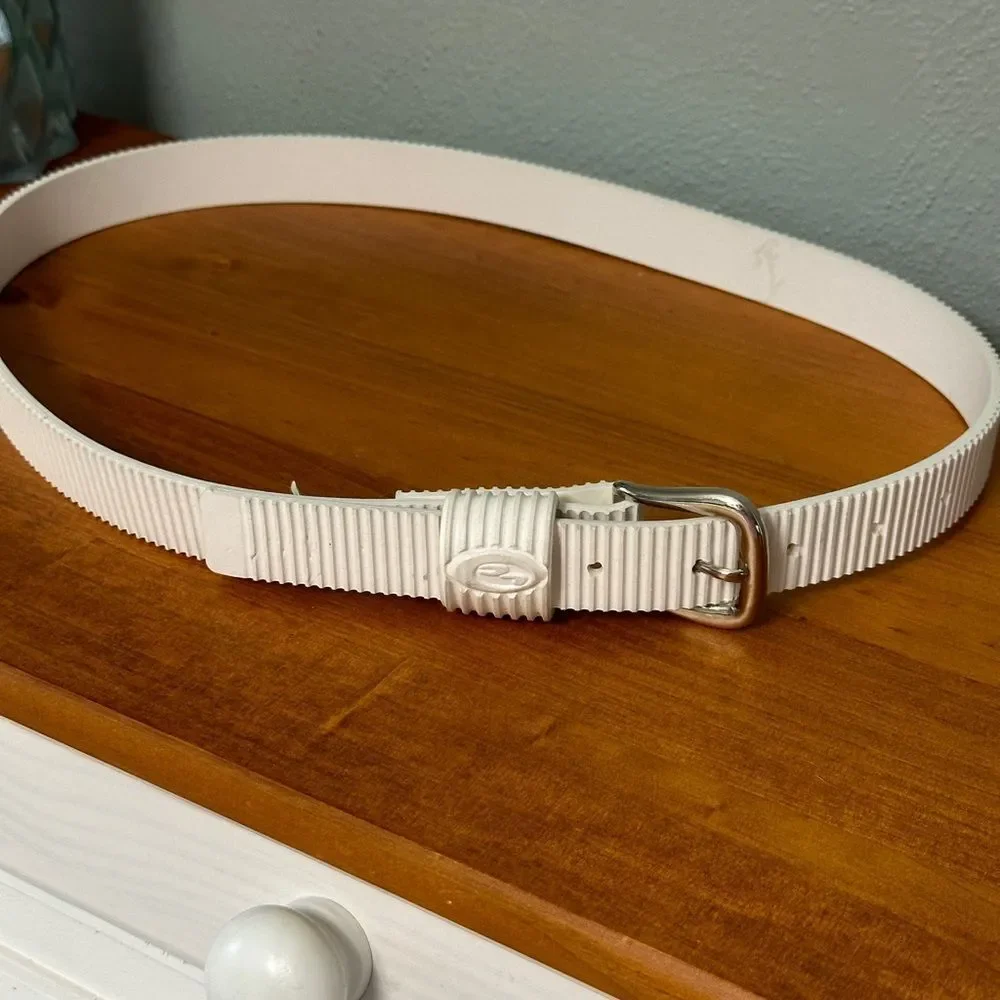 Vintage Liz Claiborne White Ribbed Belt Silver Buckle. Large